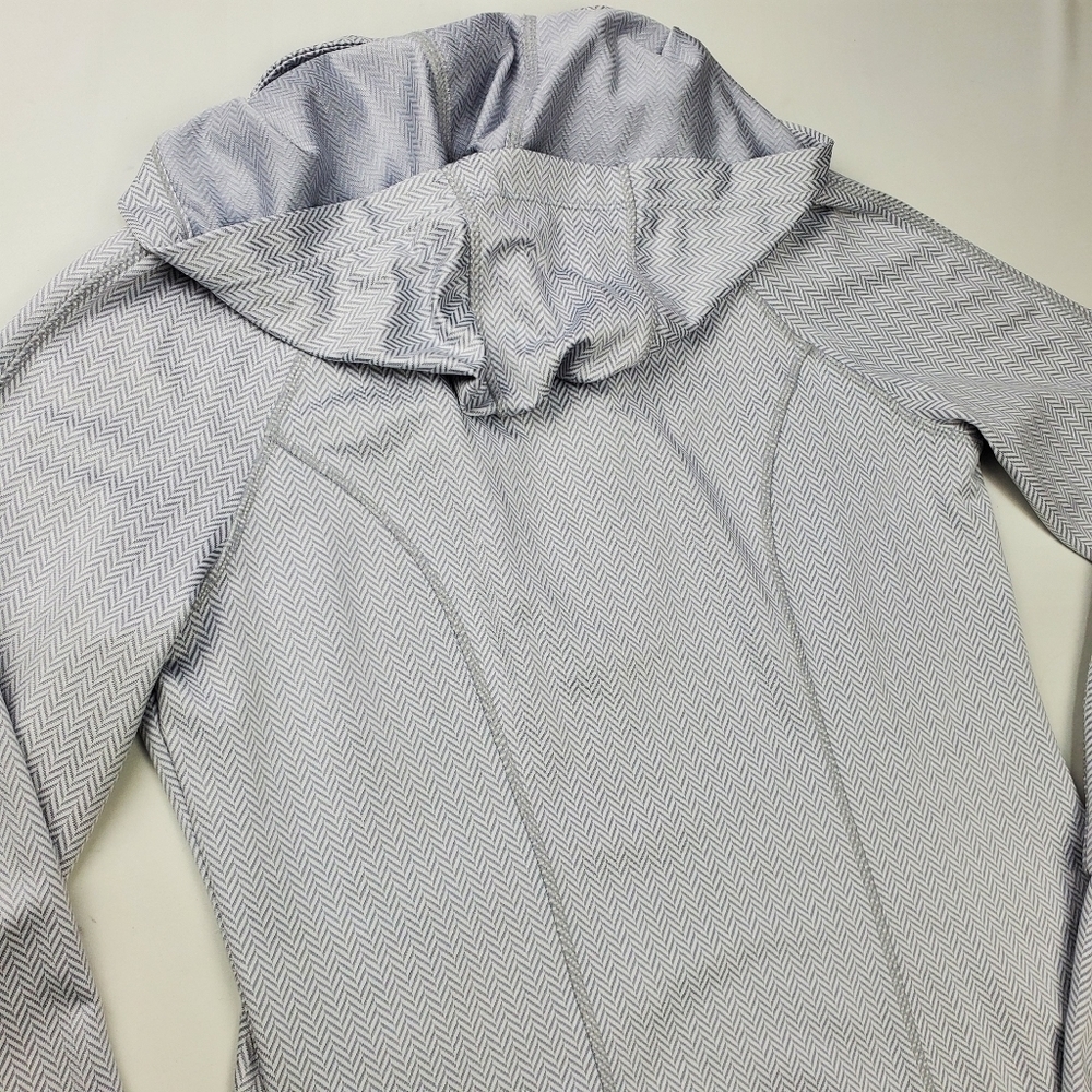New Mondetta Silver Hooded Run Jacket Shirt Small - Picture 9 of 15